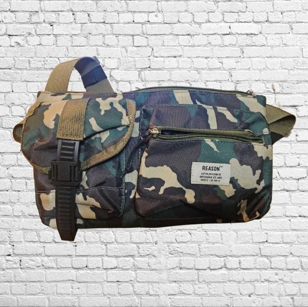 Reason Camouflage Multi-Pocket Belt Bag
